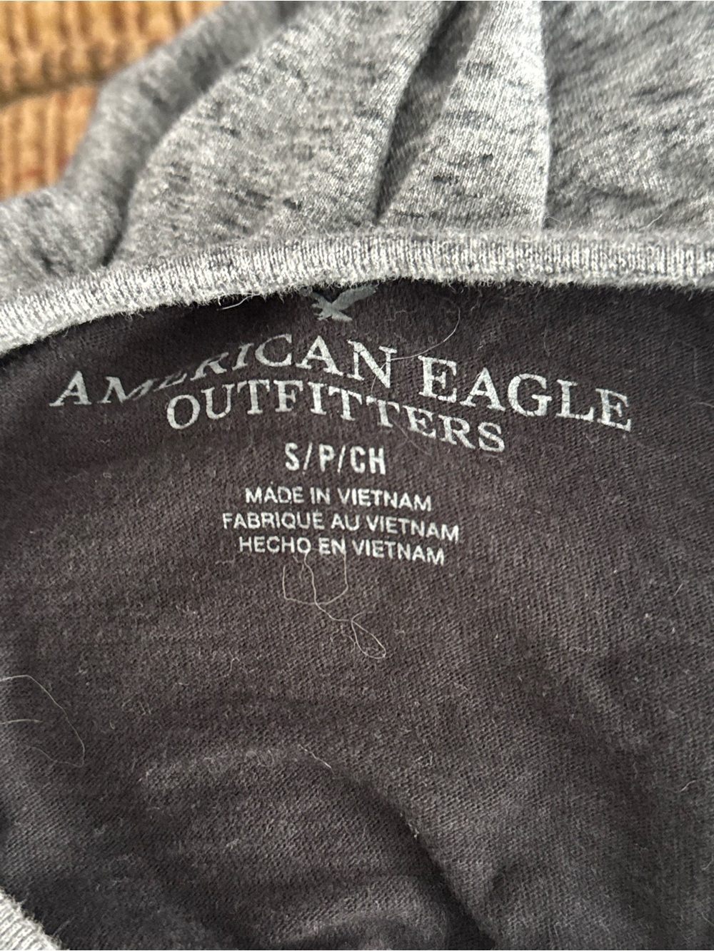 American Eagle Outfitters Gray Heather Short-Sleeve Graphic Tee - Picture 4 of 4